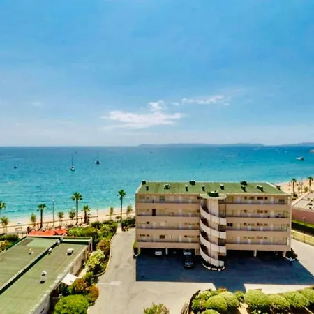 Vue Panoramique Stade Marche * Le Lavandou