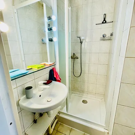 Lägenhet Studio Cabine Climatise Avec Parking Vue Panoramique Stade Marche Le Lavandou